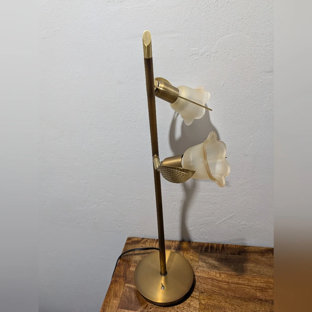 MCM Brass Desk Lamp - 2-Light Goose Neck with Scalloped Glass‎ Shades